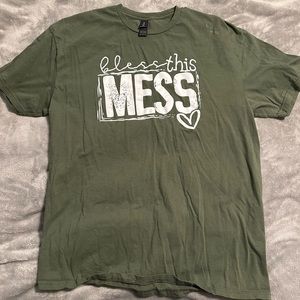 Women’s tee-Size XL